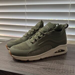 Women’s Skechers Memory Foam Sneakers